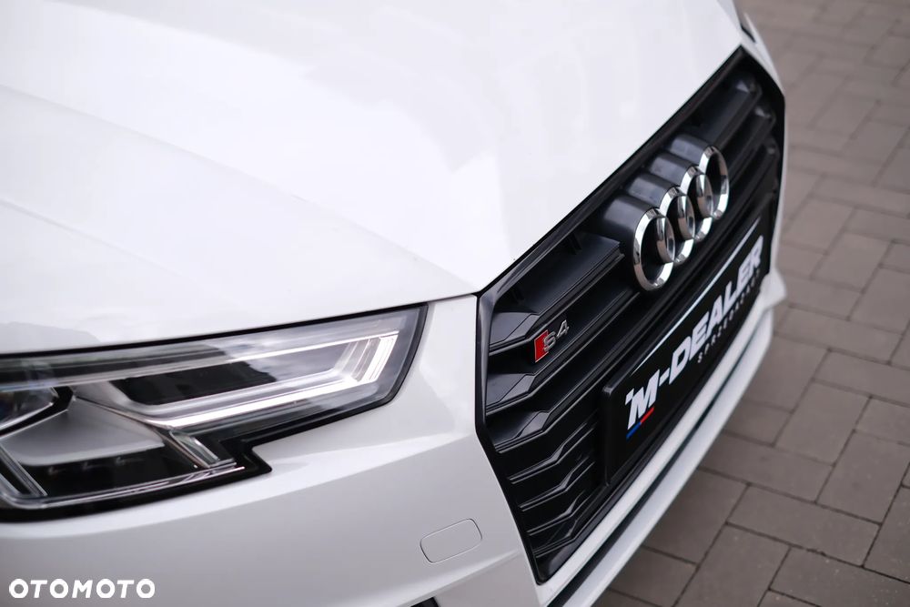 Audi S4 Limousine - 18