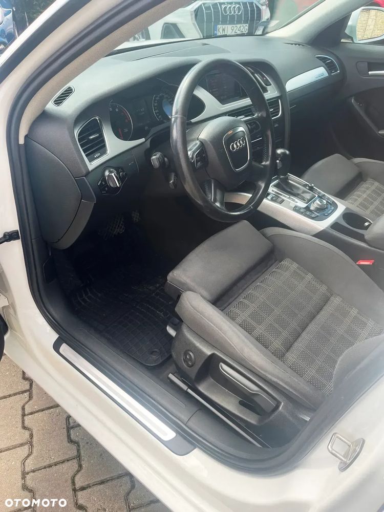 Audi A4 Avant 2.0 TFSI quattro S tronic Ambiente - 8