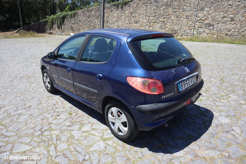 Peugeot 206 1.1 XR Présence - 3