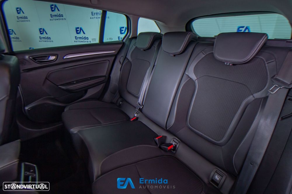 Renault Mégane Sport Tourer 1.5 Blue dCi Limited - 24