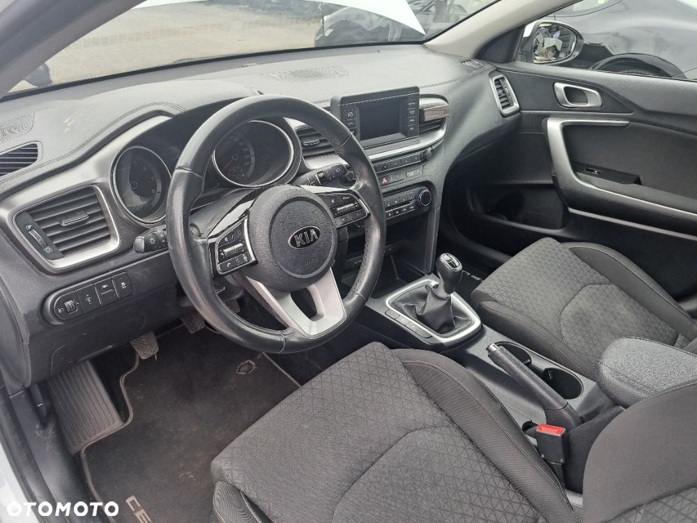 Kia Ceed 1.4 T-GDI L - 9