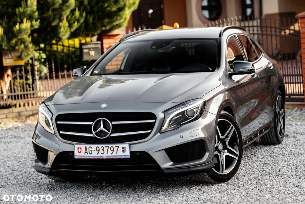 Mercedes-Benz GLA 250 4Matic 7G-DCT AMG Line - 6