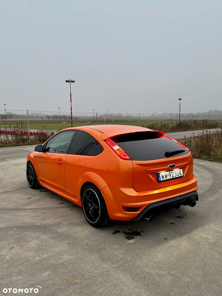 Ford Focus - 10
