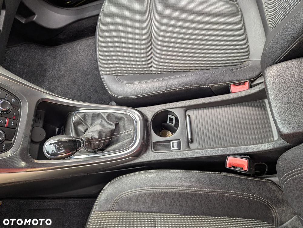 Opel Astra 1.4 Turbo ENERGY - 21