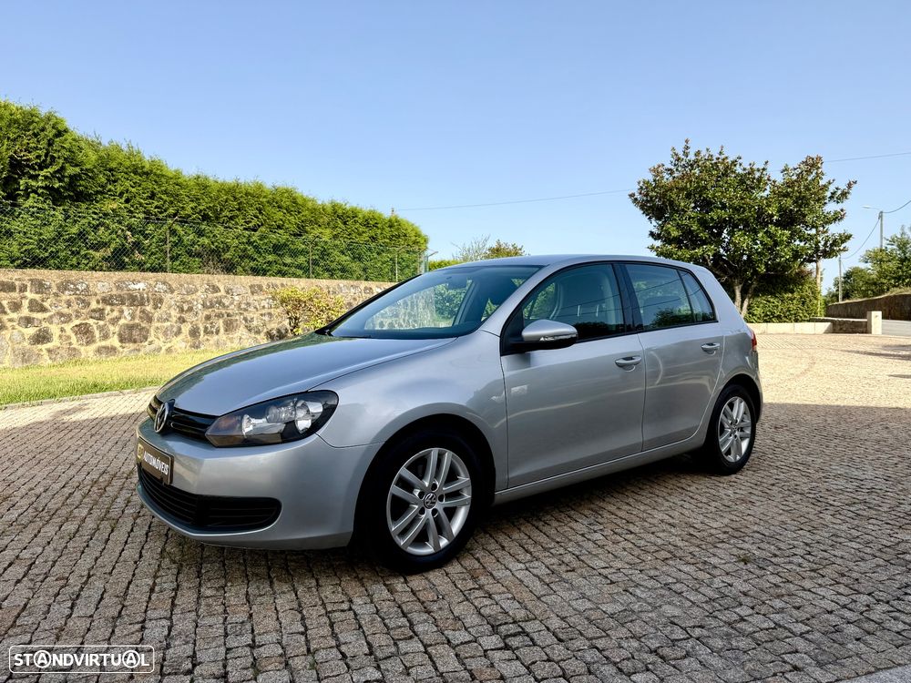 VW Golf 1.6 TDi Highline - 5