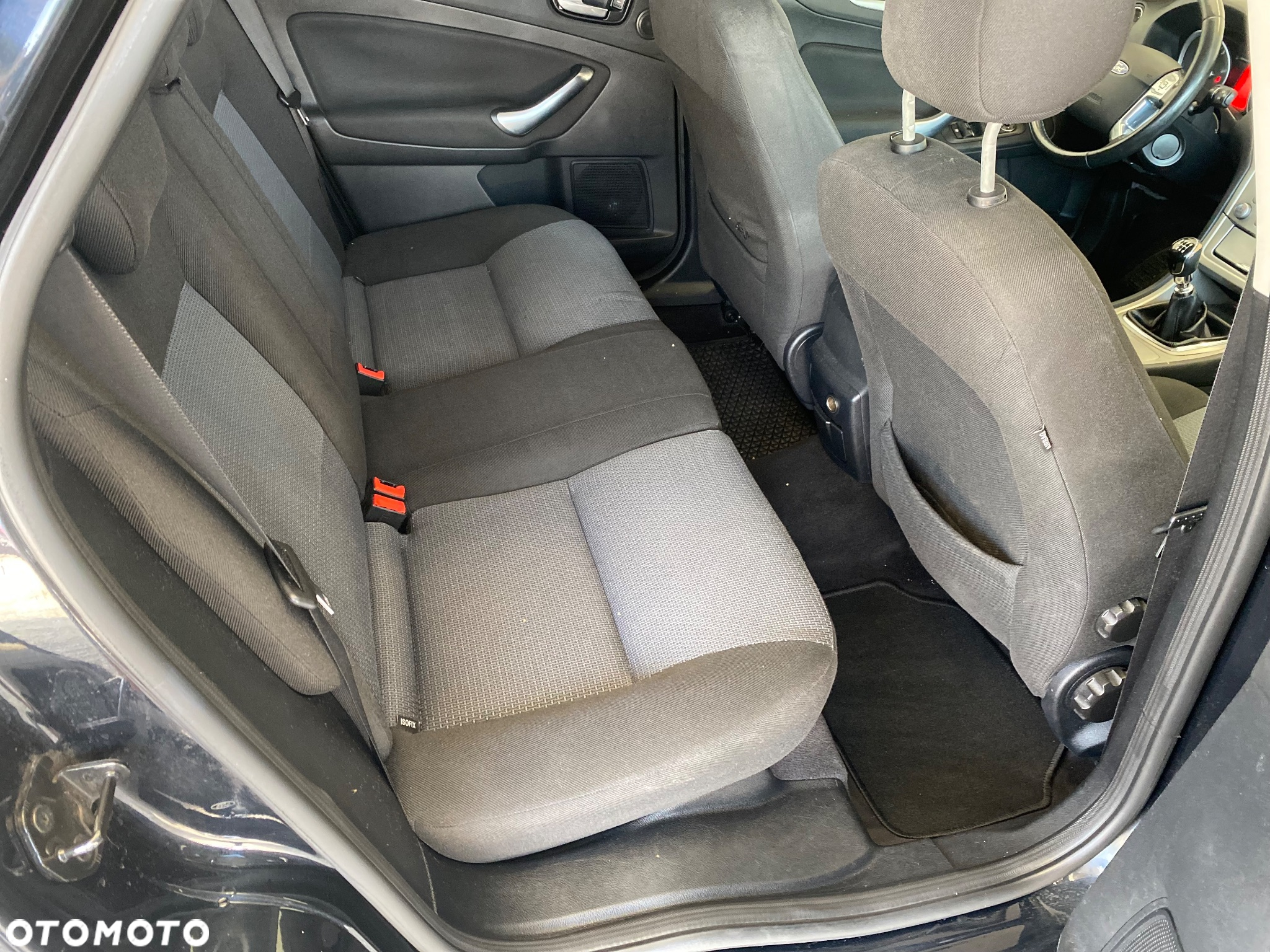 Ford Mondeo 2.0 TDCi Trend - 13