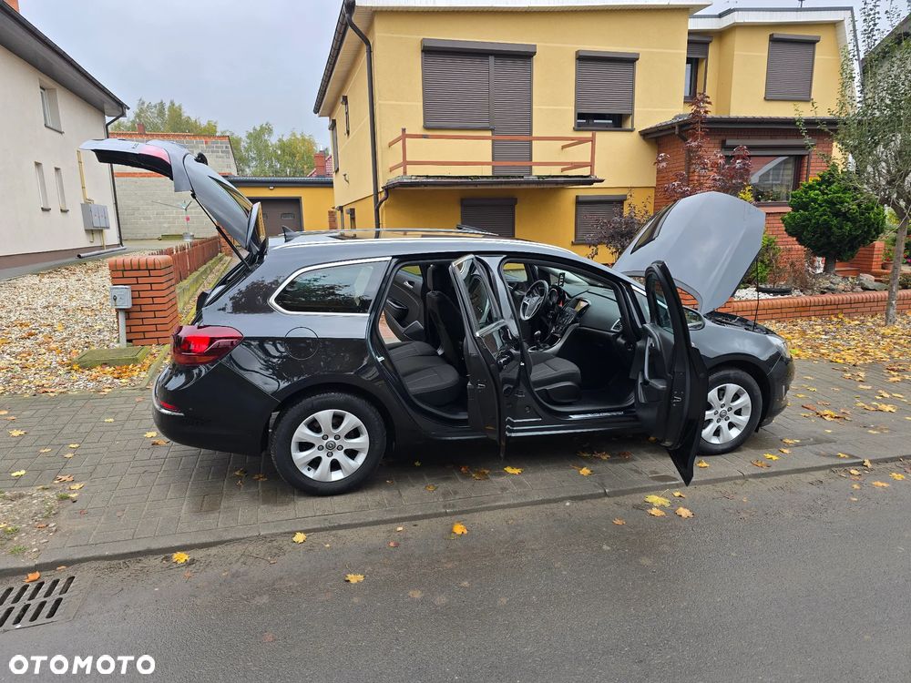 Opel Astra 1.6 D Start/Stop Sports Tourer 120 Jahre - 18