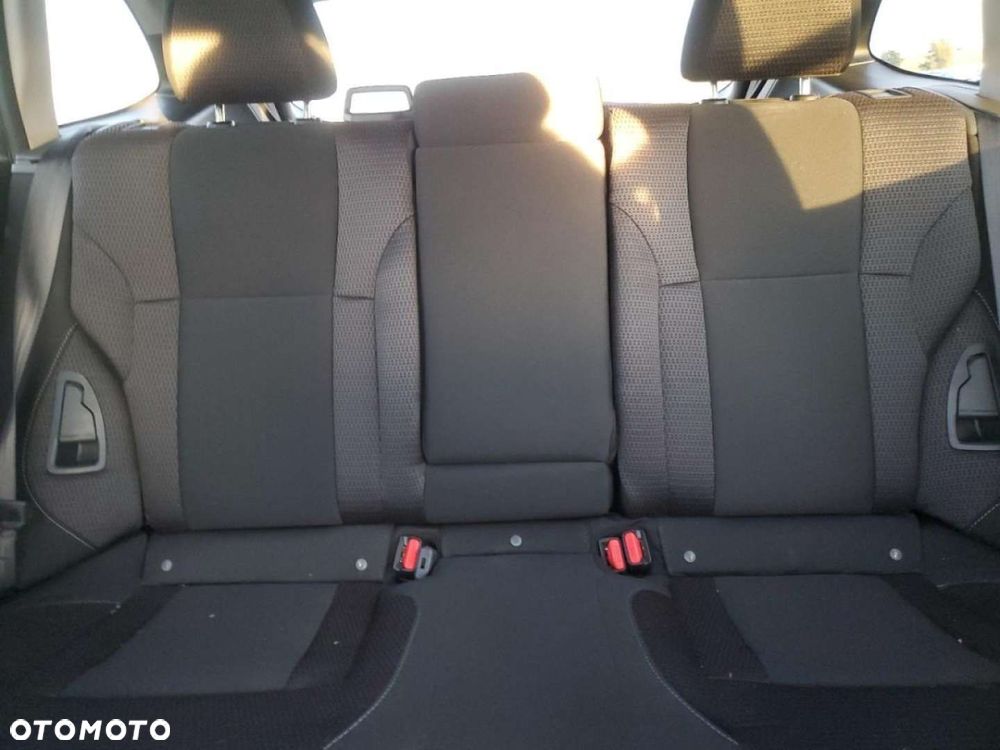 Subaru Outback - 11