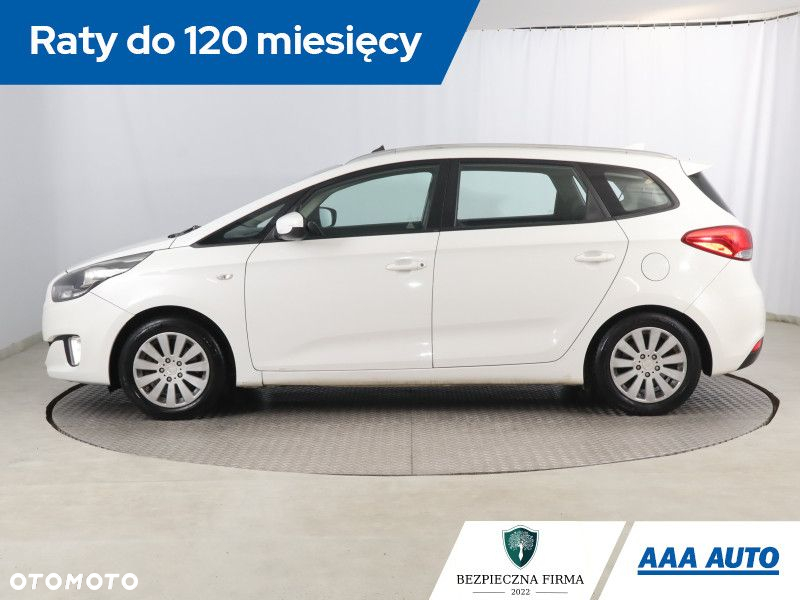 Kia Carens - 3