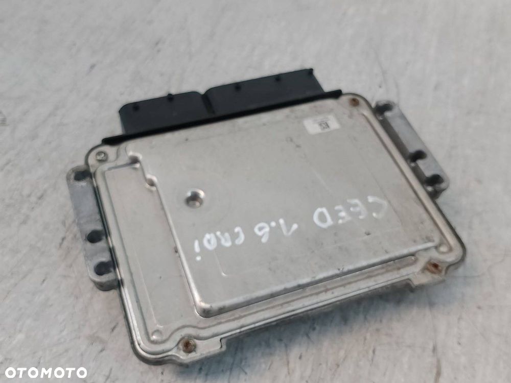 KOMPUTER, STEROWNIK KIA CEED 39103-2A710  0281013569 1.6 CRDI - 2
