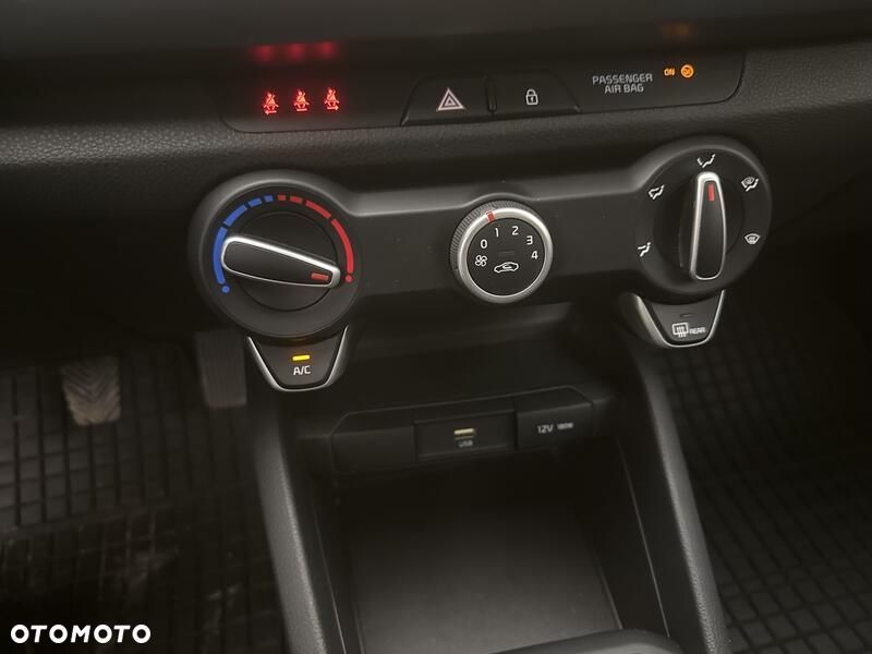 Kia Rio 1.2 M - 16