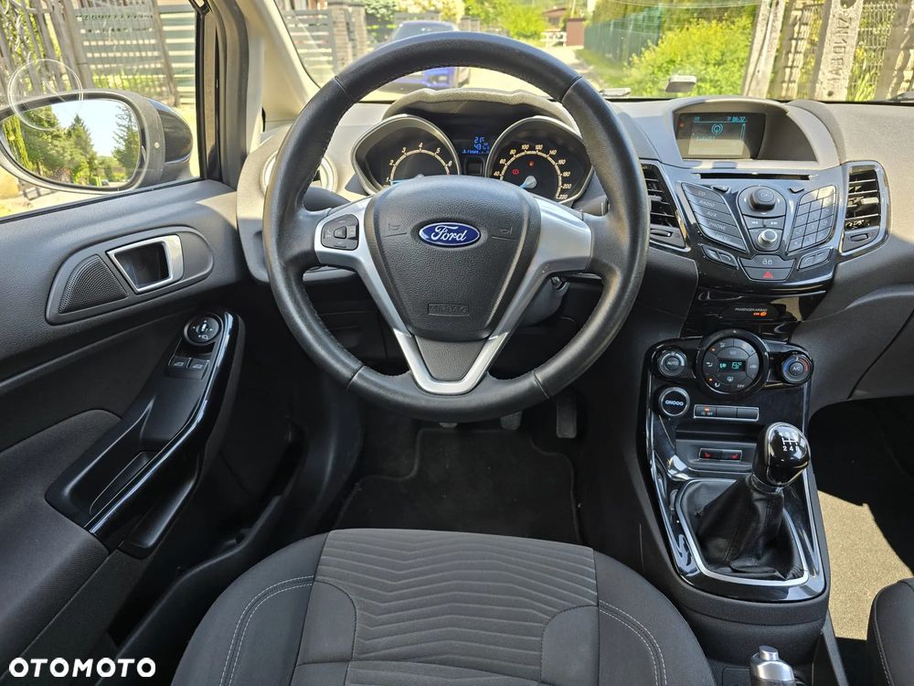 Ford Fiesta 1.0 EcoBoost Titanium X - 26