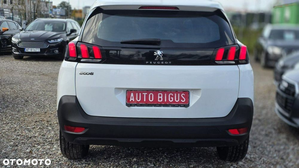 Peugeot 5008 - 7