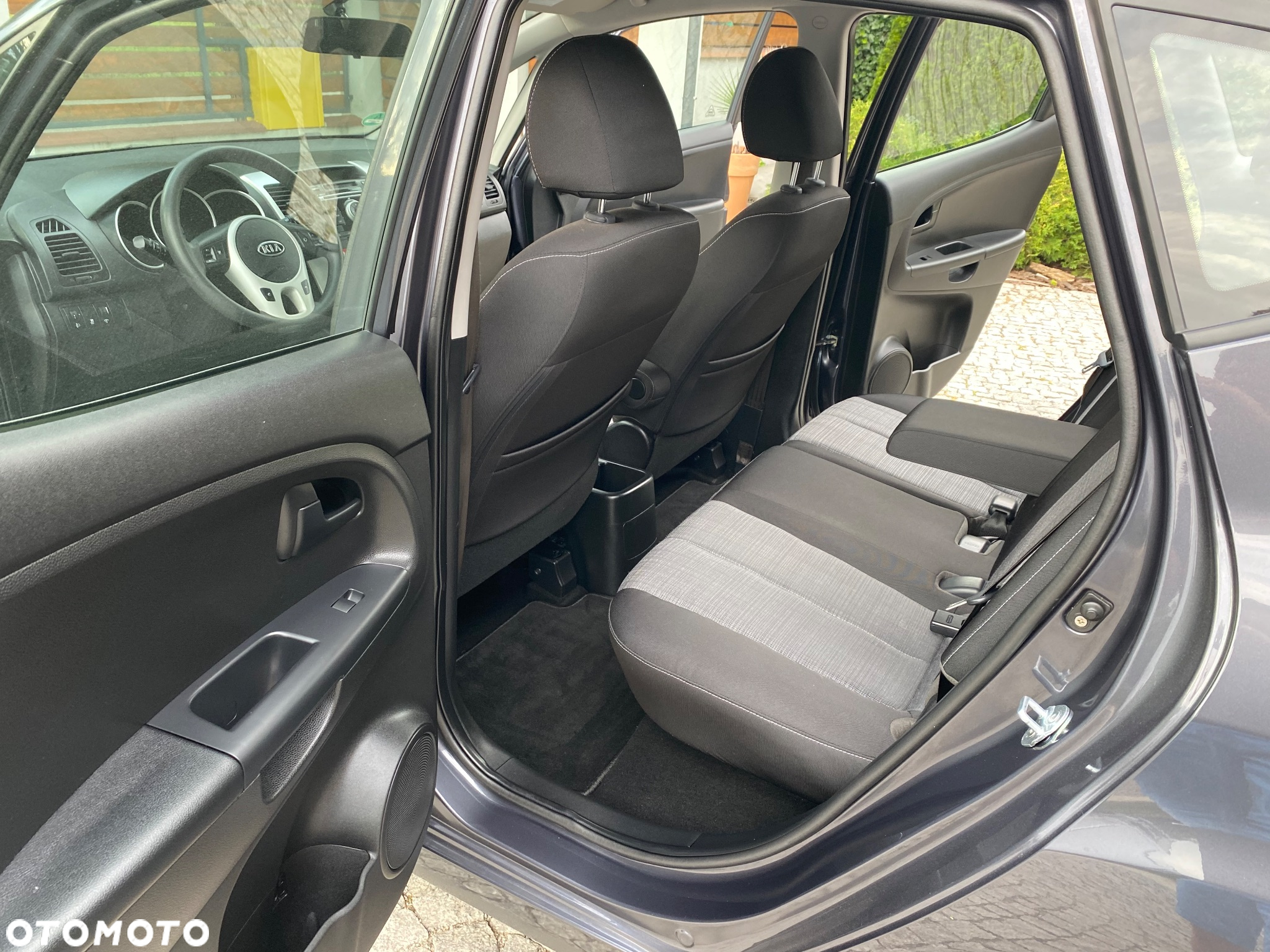 Kia Venga - 22