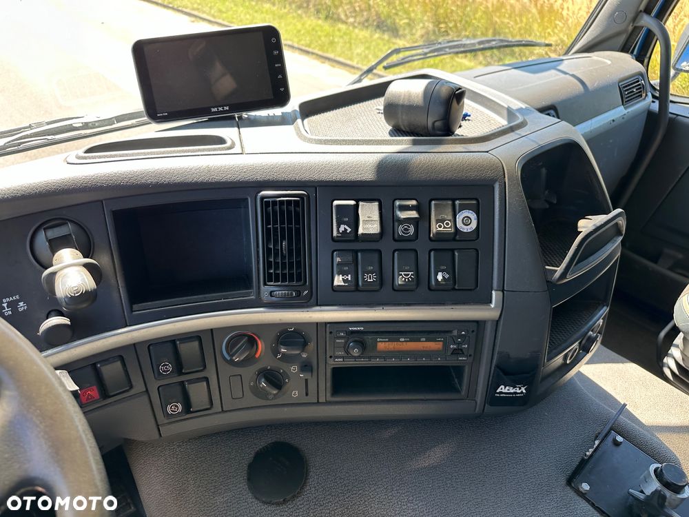 Volvo FMX 410 6X2  POD ZABUDOWE ASENIZACYJNY  Org. 212tys km - 16
