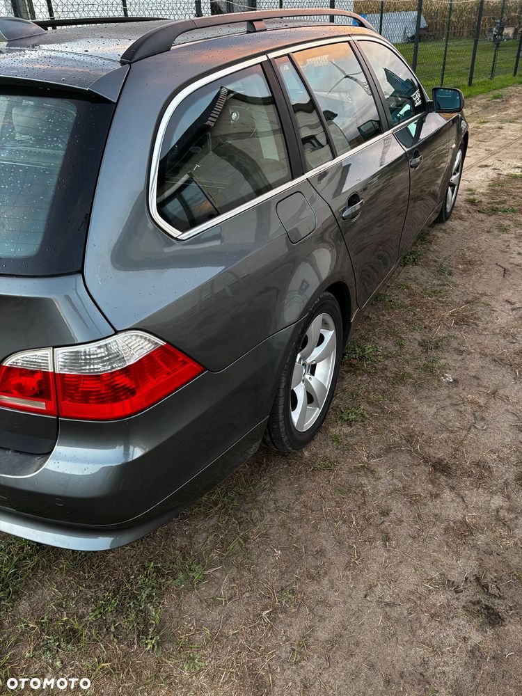 BMW Seria 5 2006 photo 3