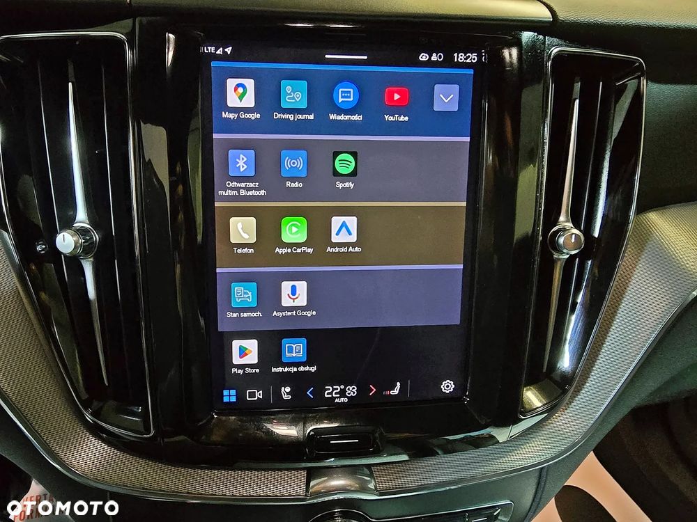 Volvo XC 60 B4 D AWD Geartronic RDesign - 29