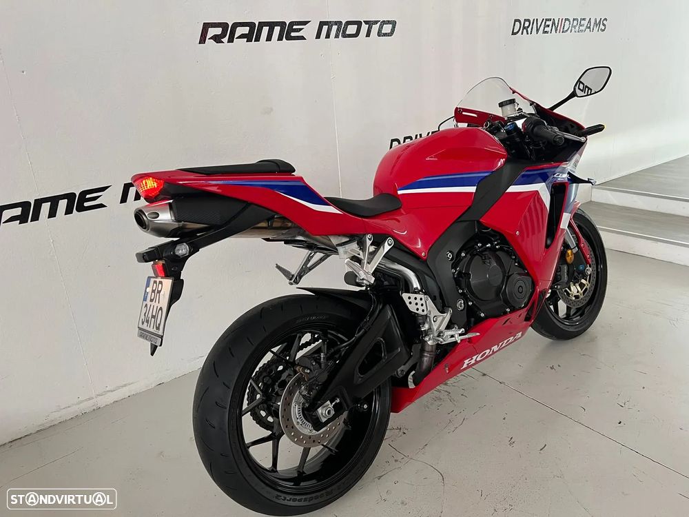 Honda CBR 600RR - 18