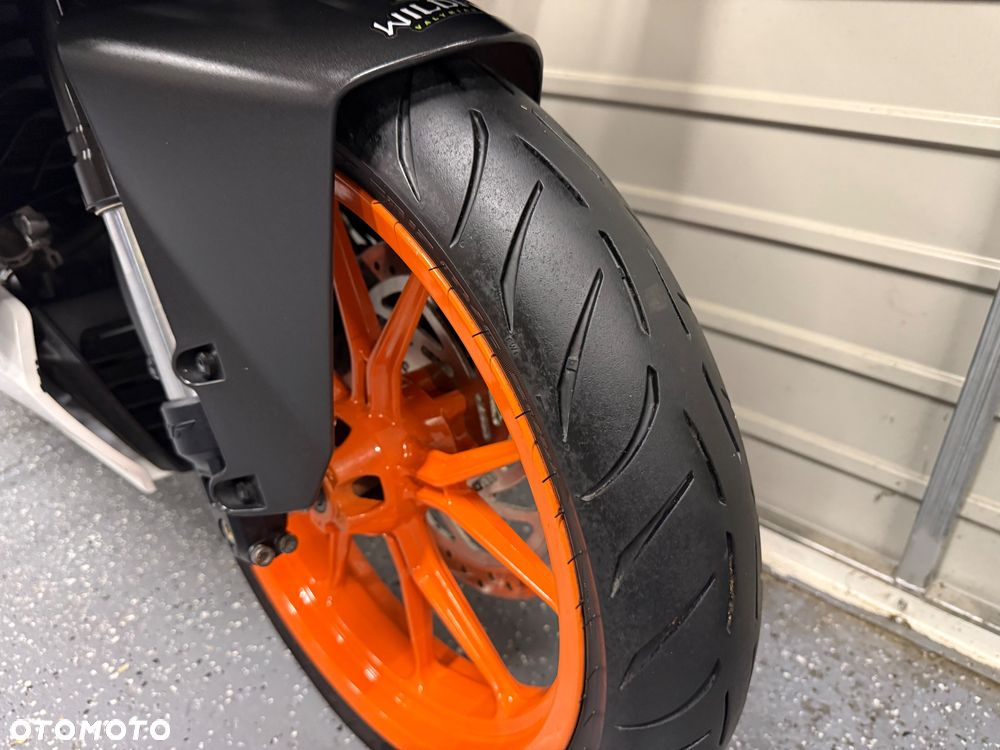 KTM RC 125 - 7