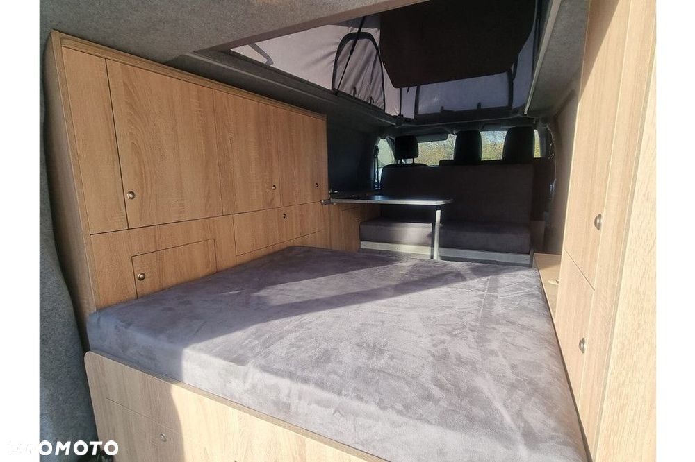 Opel Vivaro Camper - 11