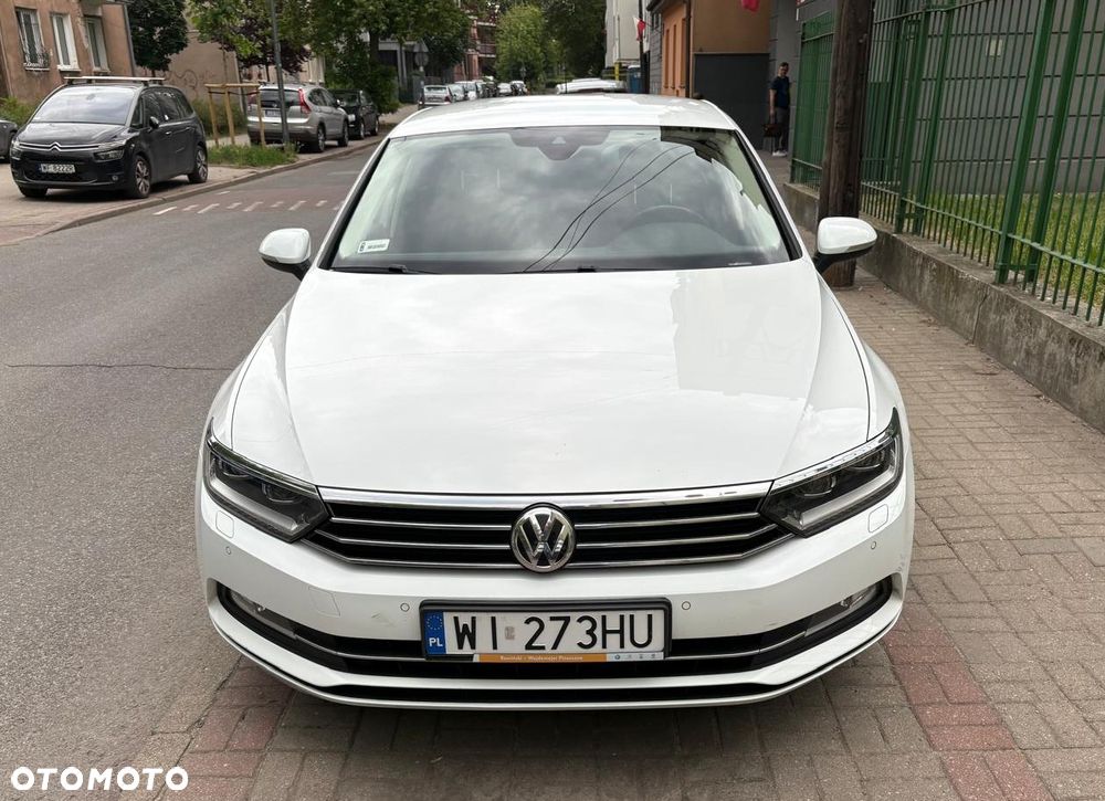Volkswagen Passat 1.8 TSI BMT Comfortline - 2