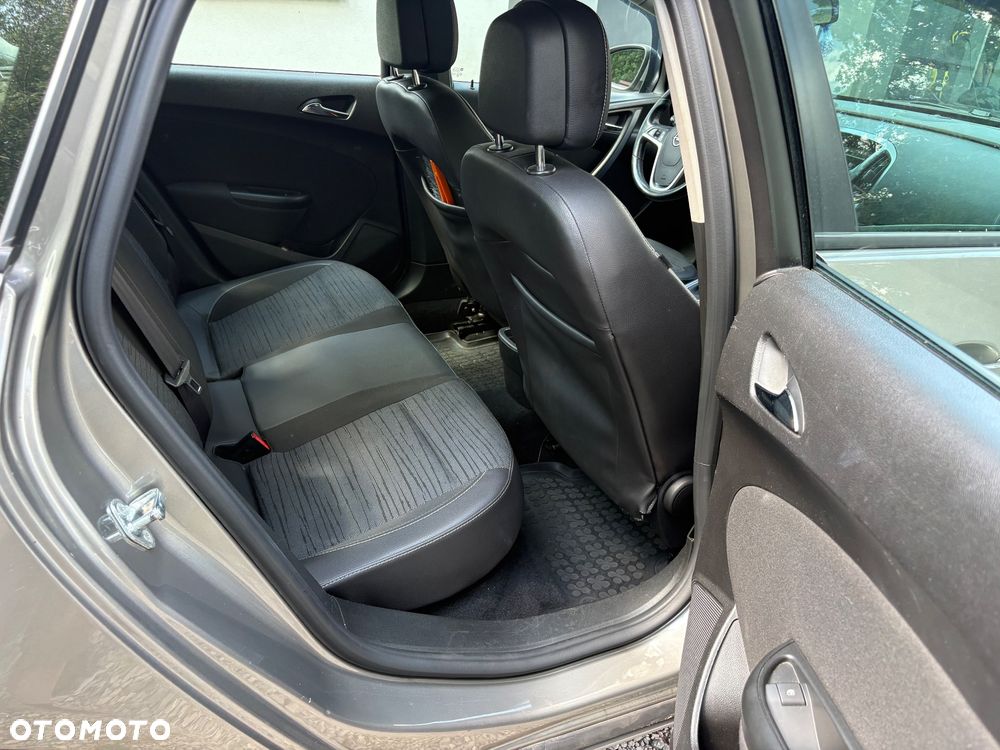 Opel Astra - 9