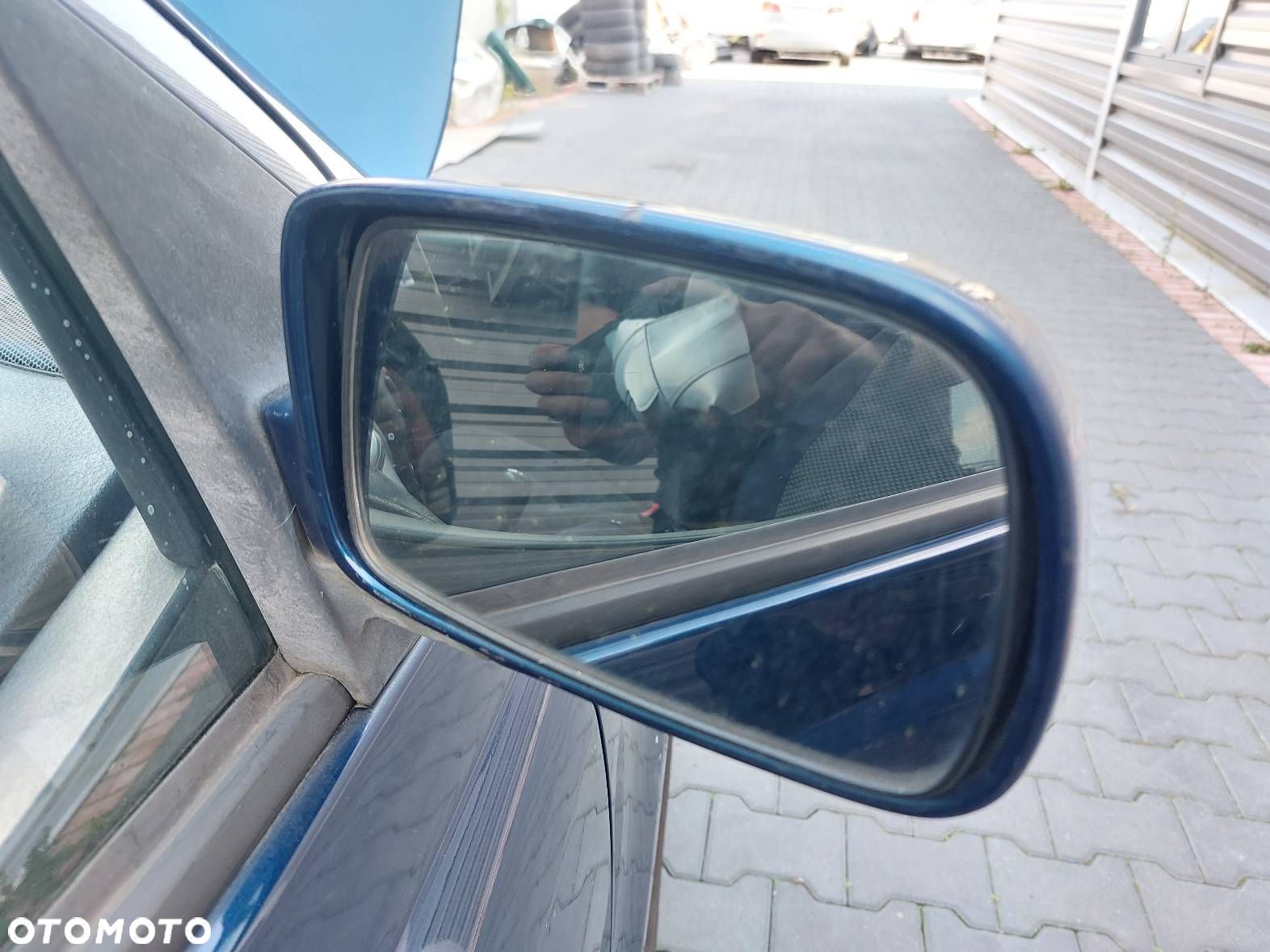 LUSTERKO PRAWE ELEKTRYCZNE TOYOTA YARIS I 8P4 99-03r - 1