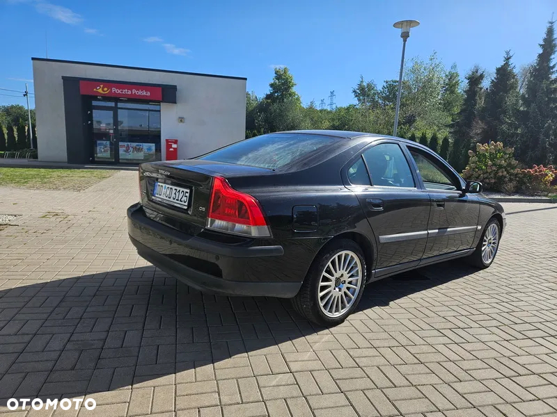Volvo S60 2.4 D5 - 12