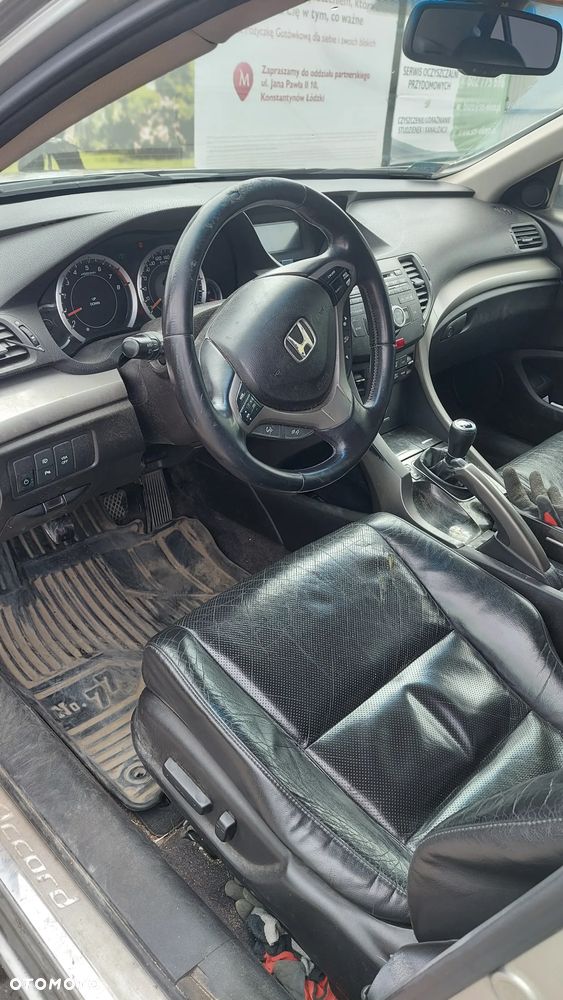 Honda Accord 2.0 Executive - 2