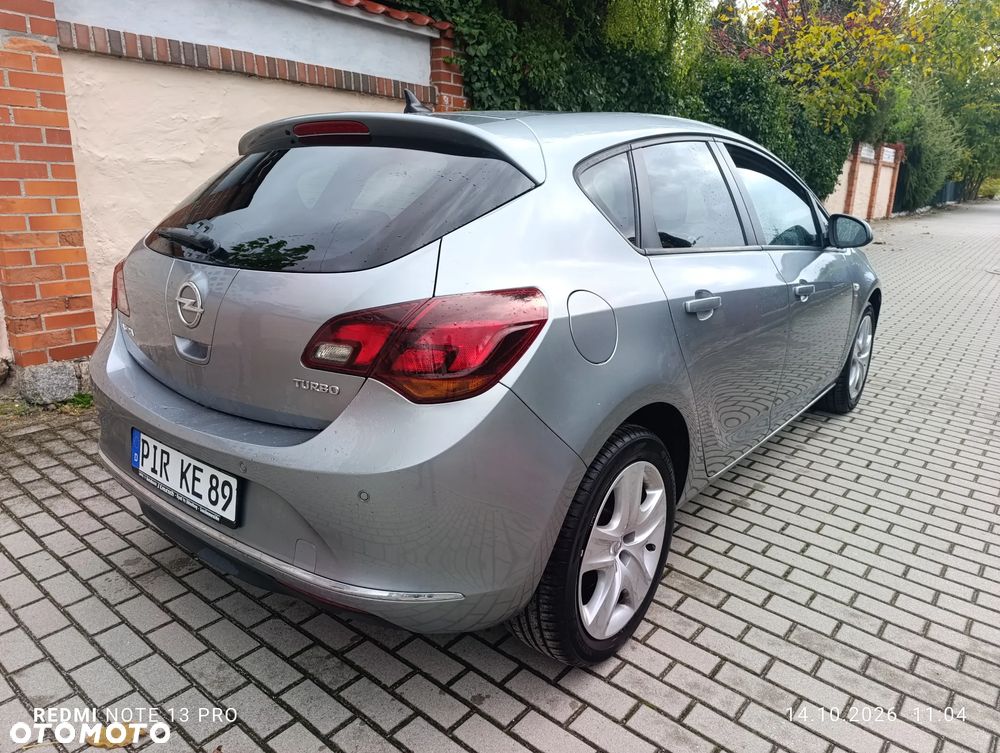 Opel Astra 2014 photo 4