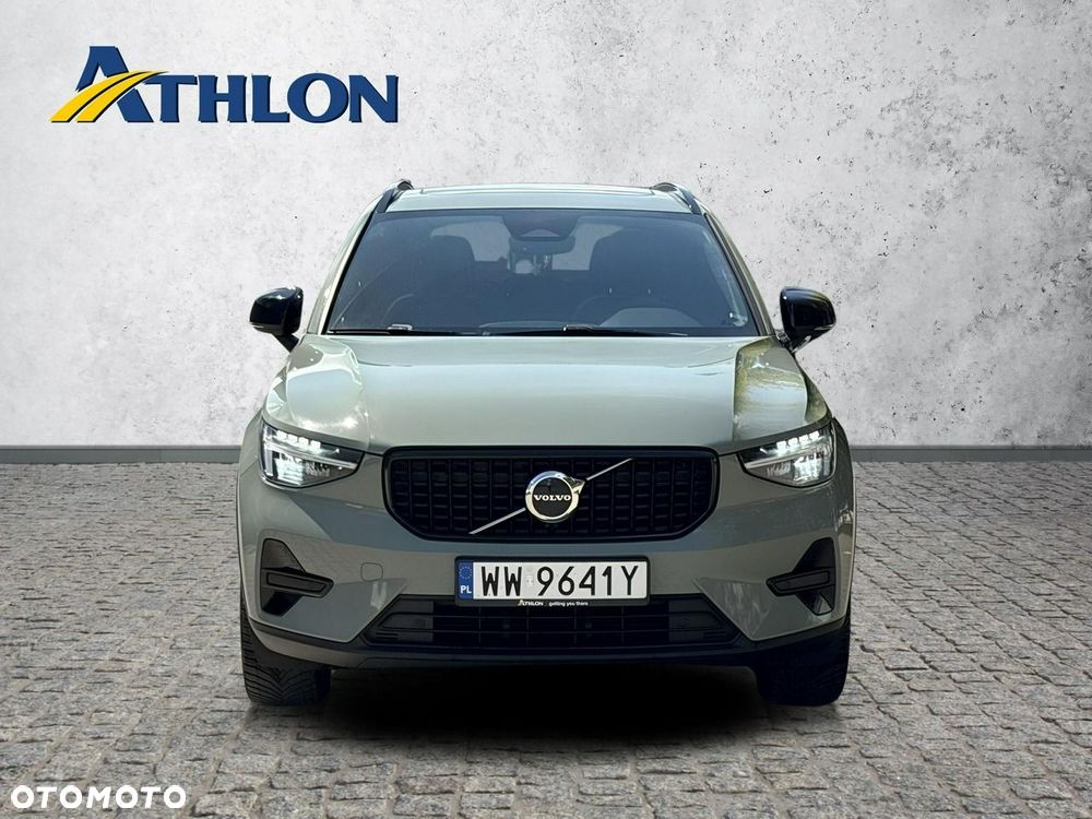 Volvo XC 40 B4 Plus Dark - 8