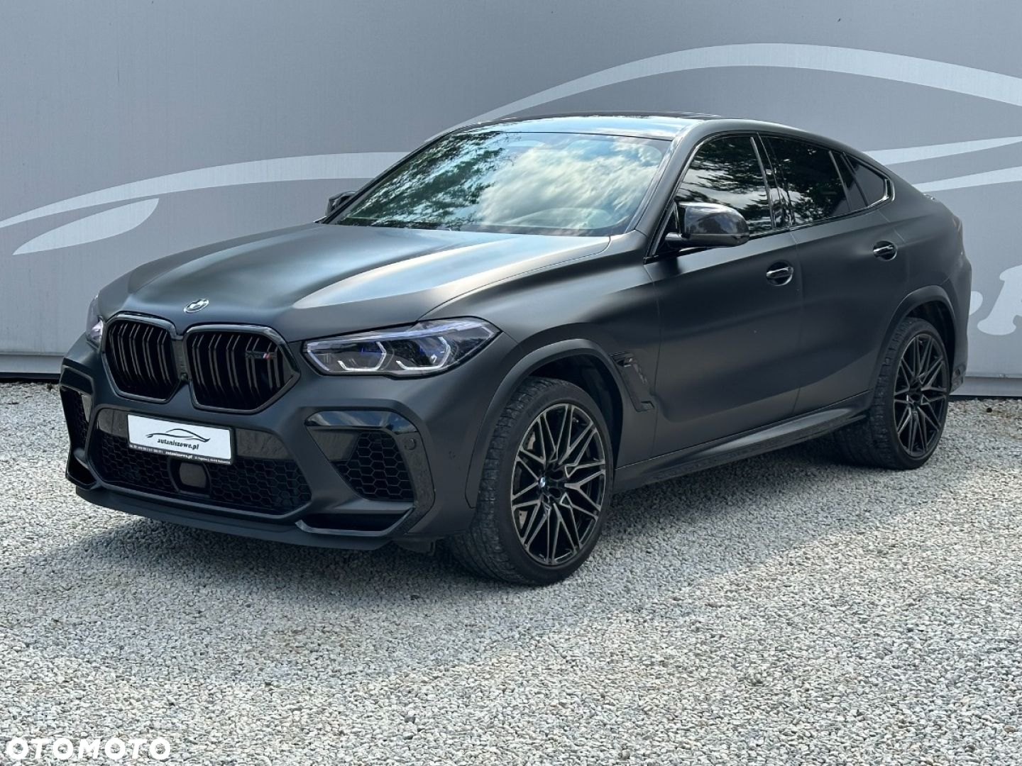 BMW X6M - 11