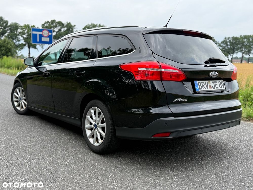 Ford Focus 1.5 TDCi SYNC Edition PowerShift - 26