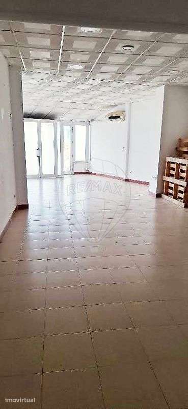 Apartamento T0 para venda - Grande imagem: 2/3
