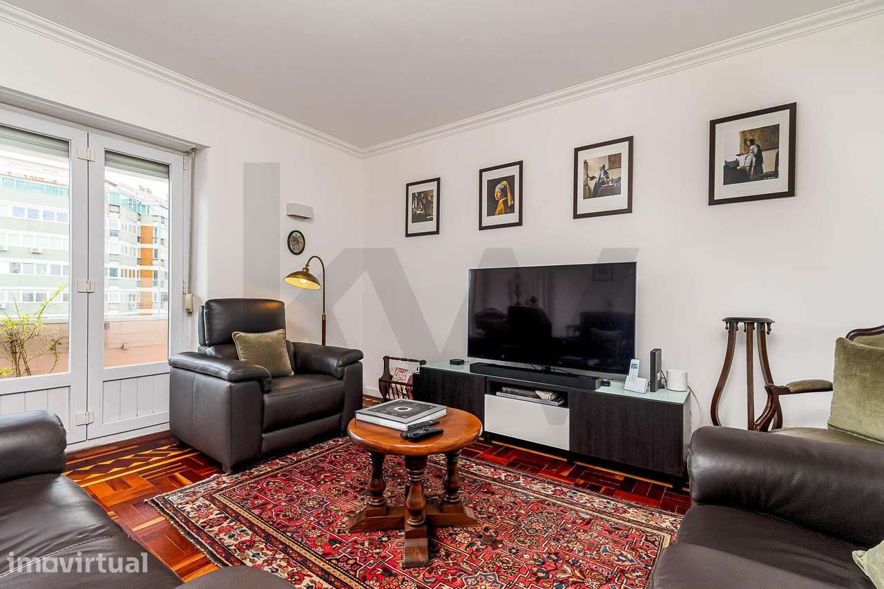 Sofisticação e Centralidade: Exclusivo Apartamento no Coração de Lisbo - Grande imagem: 2/30