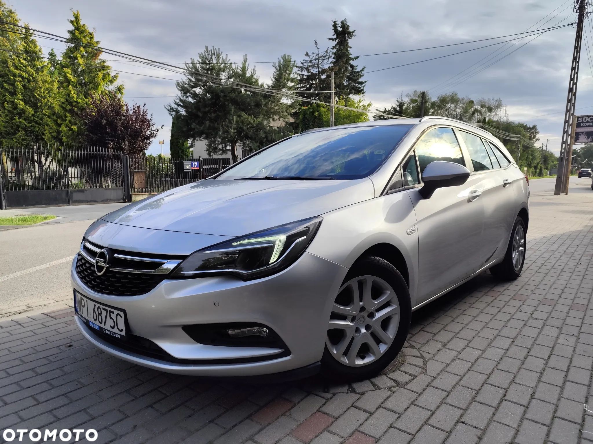 Opel Astra V 1.4 T Dynamic - 1