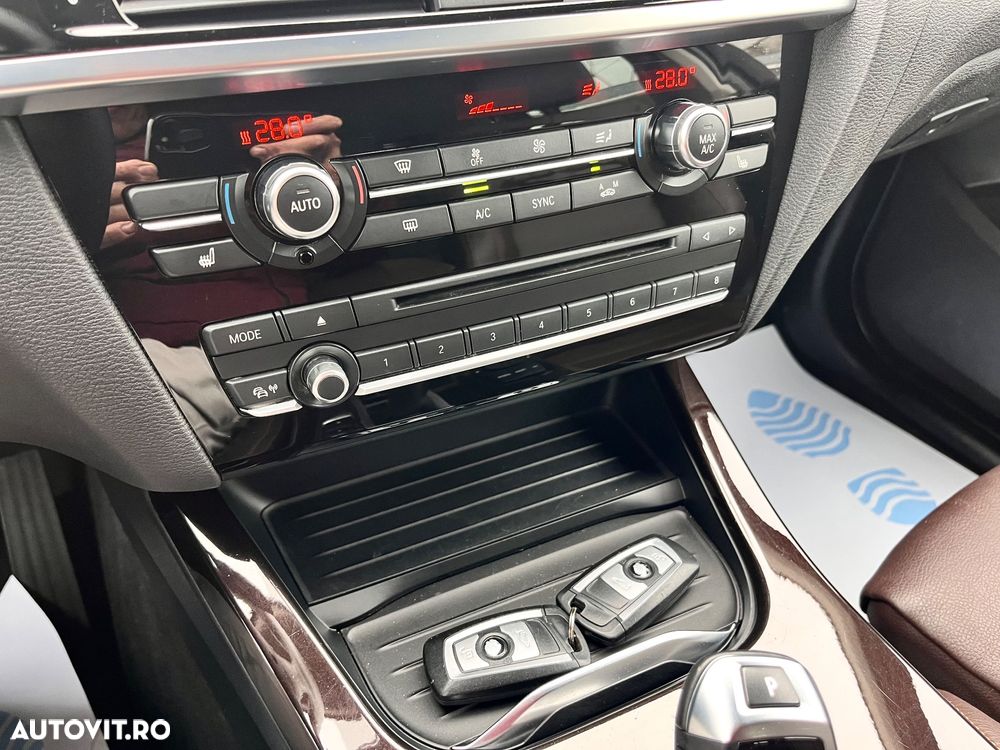 BMW X3 xDrive20d AT xLine - 31