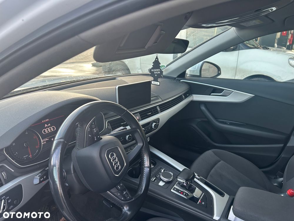 Audi A4 Avant 2.0 TDI S tronic - 24