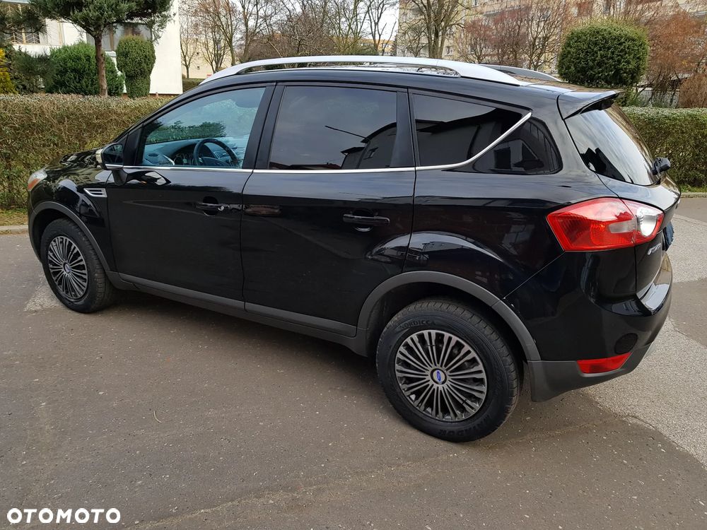 Ford Kuga - 9