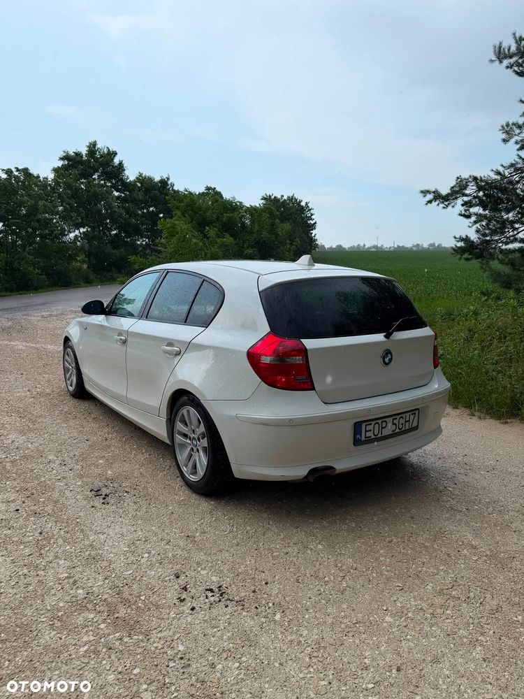 BMW Seria 1 116i - 4