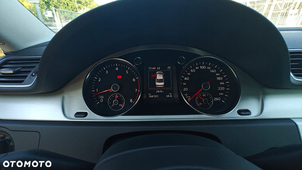 Volkswagen Passat 1.4 TSI BMT Highline - 5