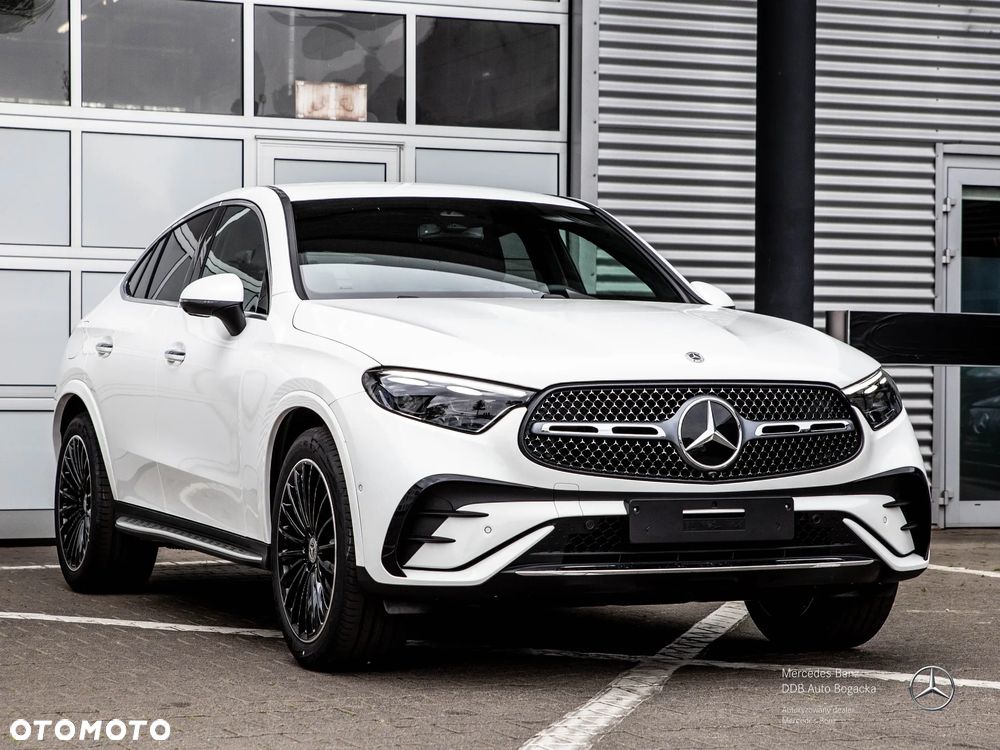 Mercedes-Benz GLC 220 d mHEV 4-Matic AMG Line - 4