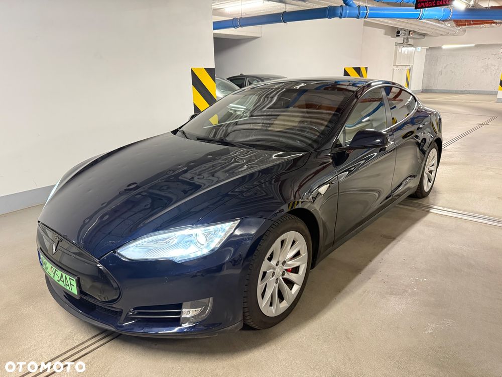 Tesla Model S Performance - 1