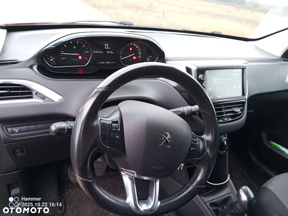 Peugeot 208 1.2 PureTech Allure - 13