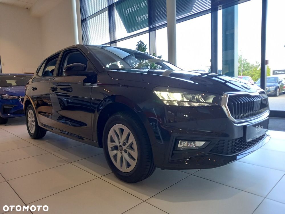 Skoda Fabia 1.0 TSI Drive DSG - 2