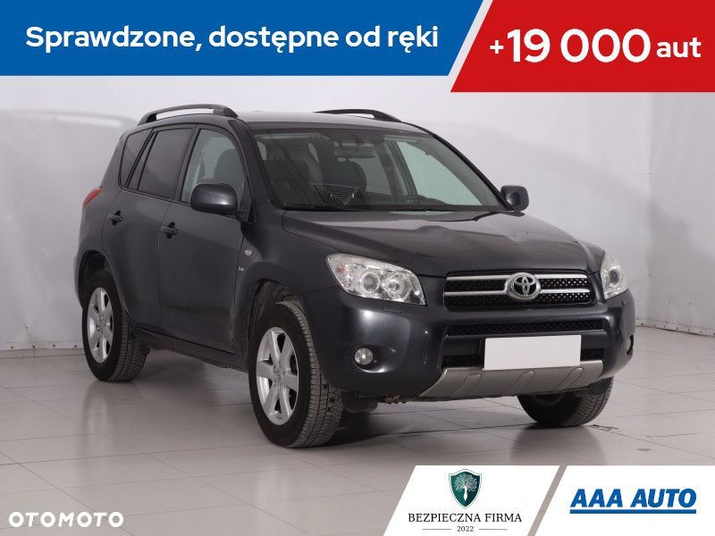 Toyota RAV4 - 2