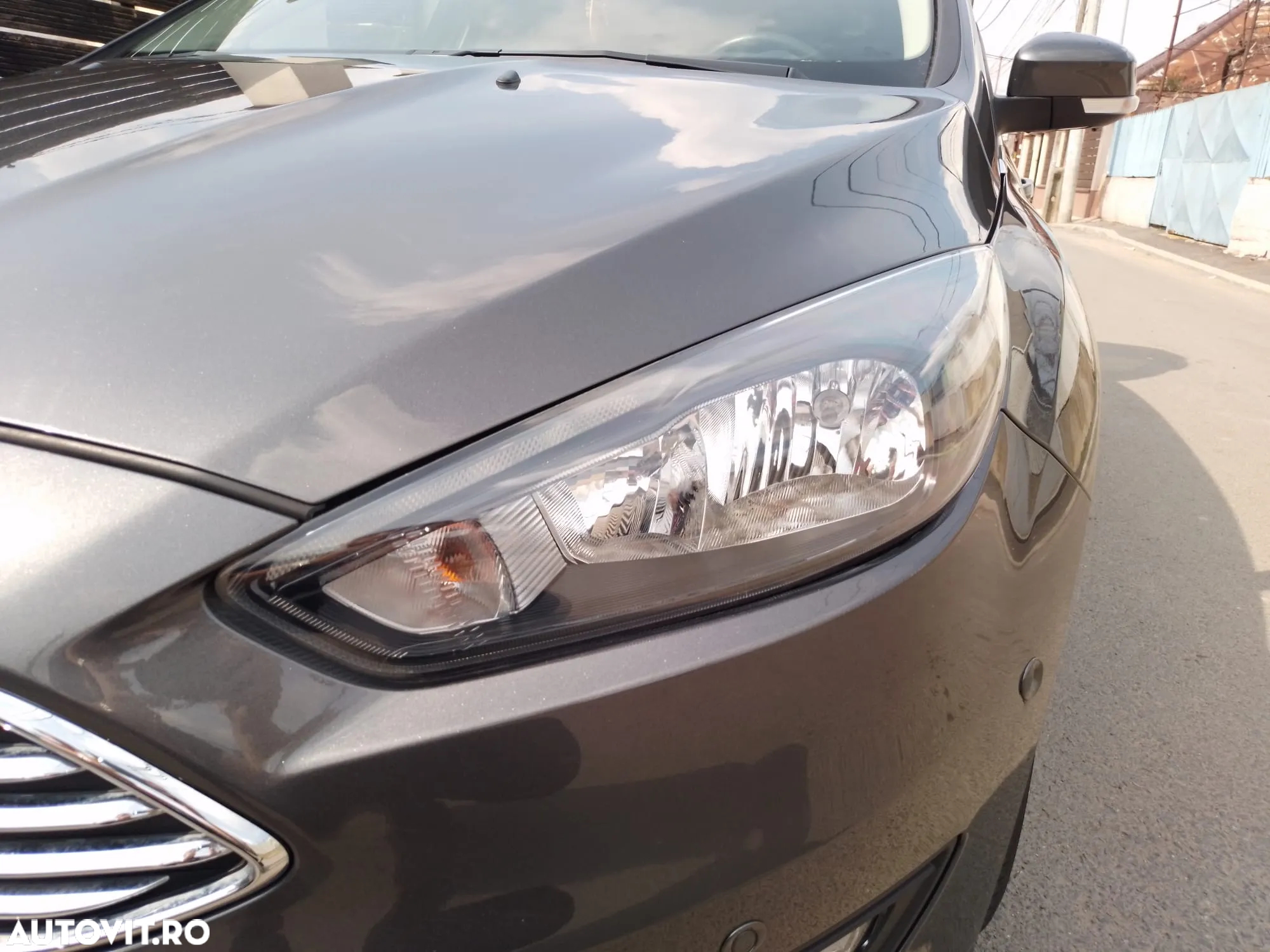 Ford Focus 1.0 EcoBoost Titanium - 9