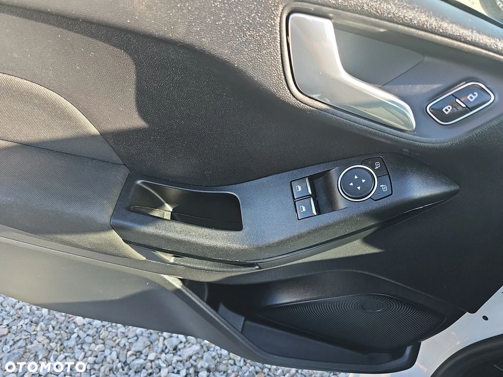 Ford Fiesta 1.1 Trend - 13