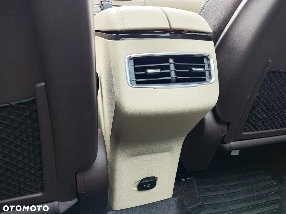 Bestune T77 1.5T Elegance DCT - 31