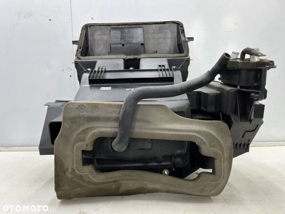 Nagrzewnica Mercedes Vito Viano W639 03-14r.  obudowa chłodnicy wody parownik klimatyzacji - 3